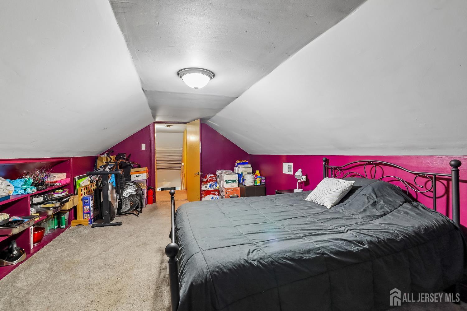 382 Amherst Street East Orange NJ 07018
