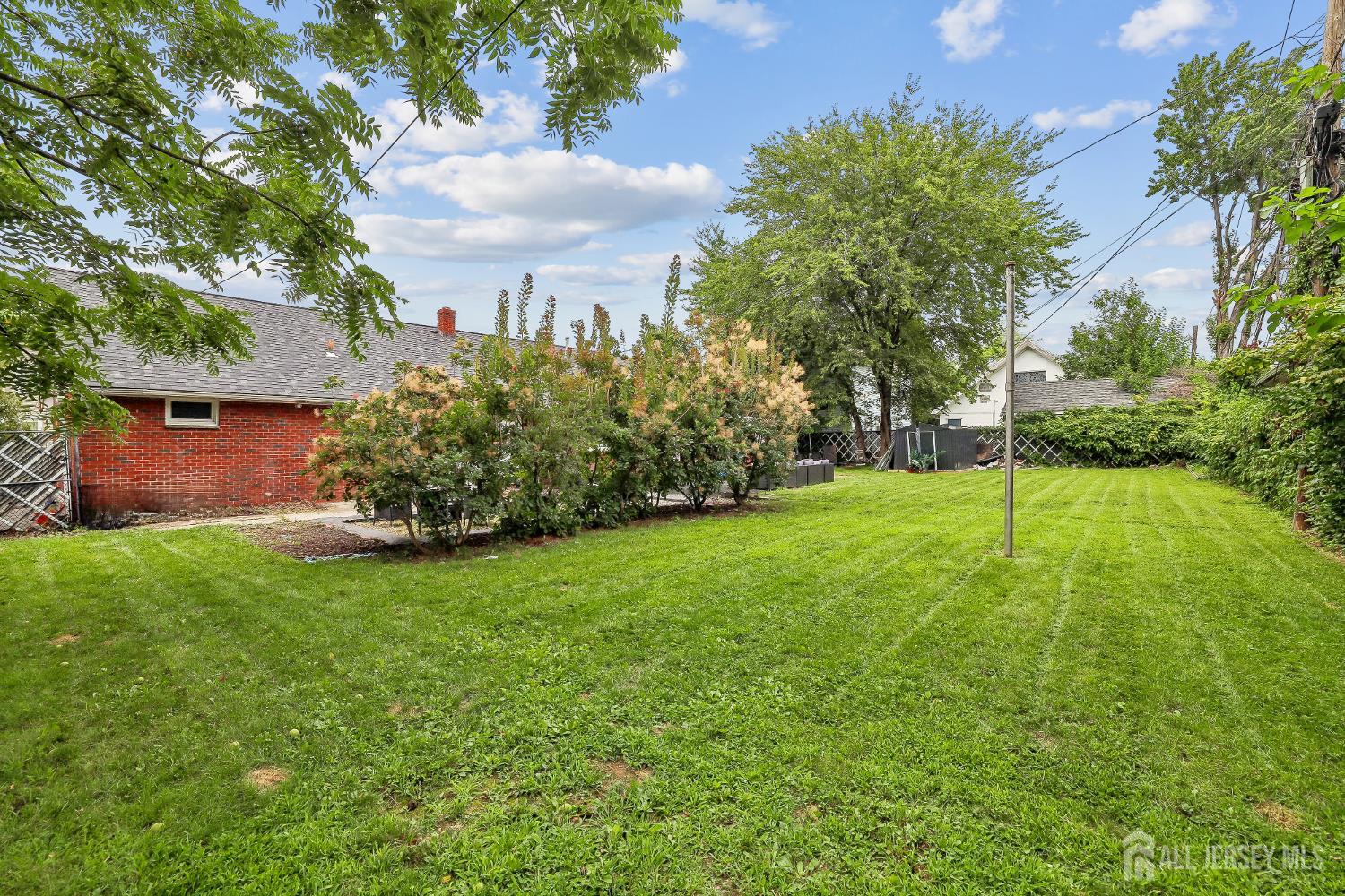 382 Amherst Street East Orange NJ 07018