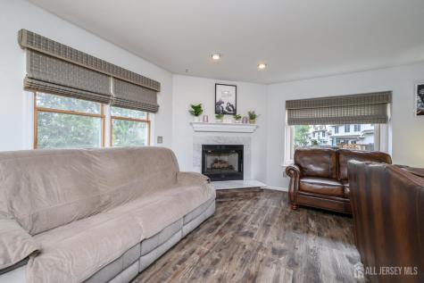 675 Raritan Road Clark NJ 07066