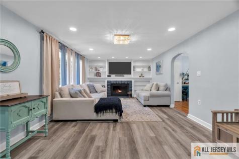 785 3rd Street Dunellen NJ 08812