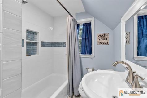 785 3rd Street Dunellen NJ 08812