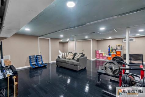 785 3rd Street Dunellen NJ 08812