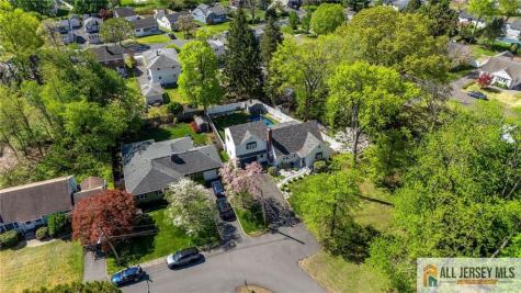 785 3rd Street Dunellen NJ 08812