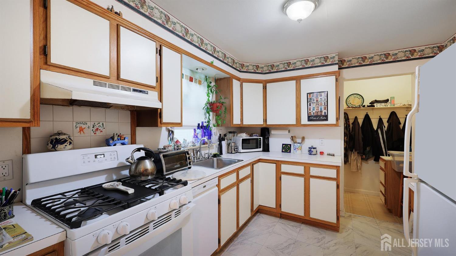 242 Karsey Street Highland Park NJ 08904