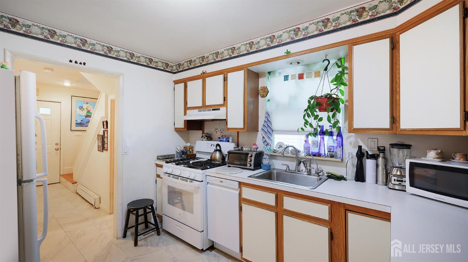 242 Karsey Street Highland Park NJ 08904