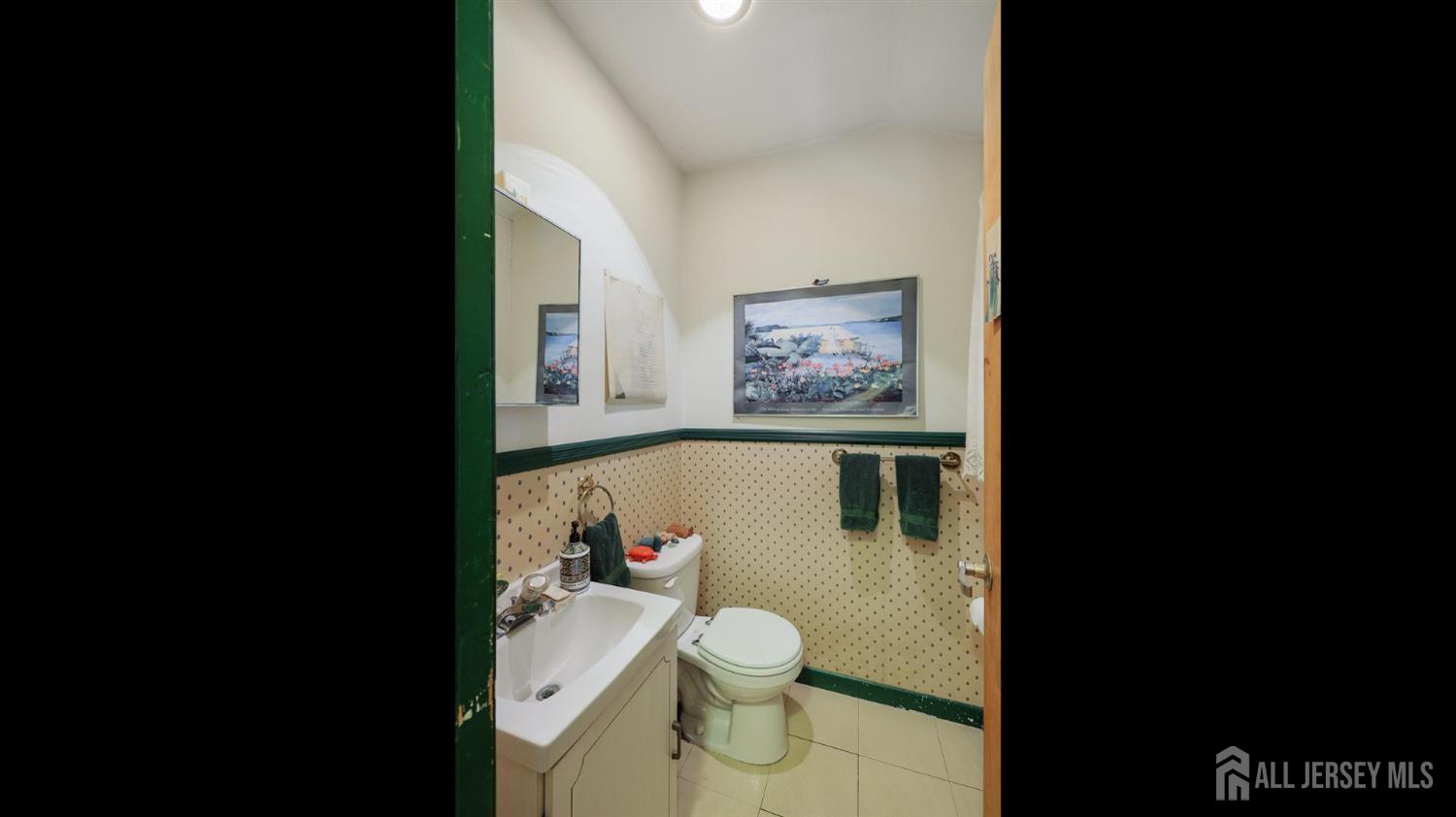 242 Karsey Street Highland Park NJ 08904
