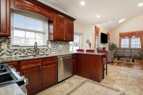 33 Yorktown Road South Brunswick NJ 08852