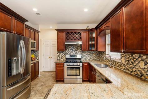 33 Yorktown Road South Brunswick NJ 08852