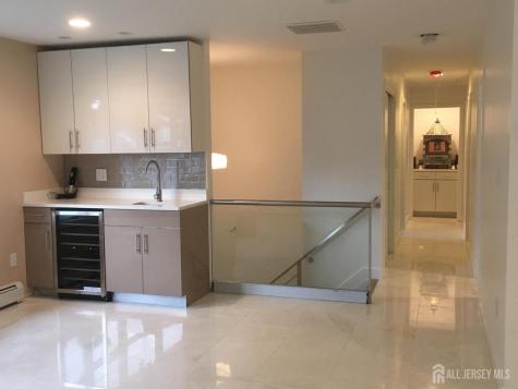 9 E Holly Road E Iselin NJ 08830