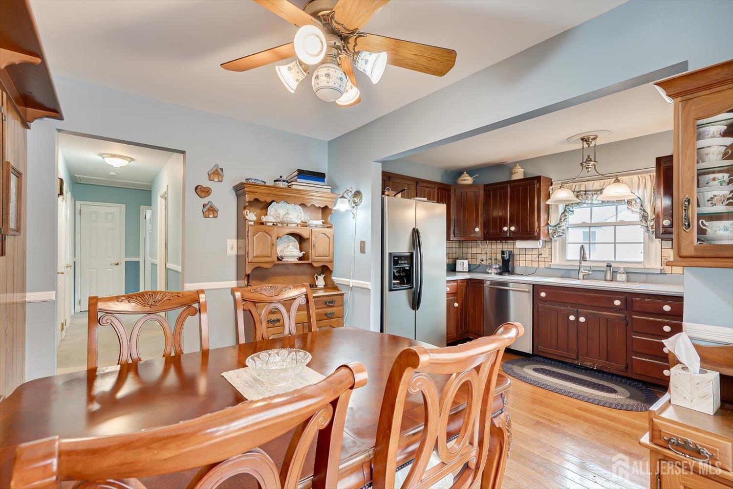 669 Old Post Road Edison NJ 08817