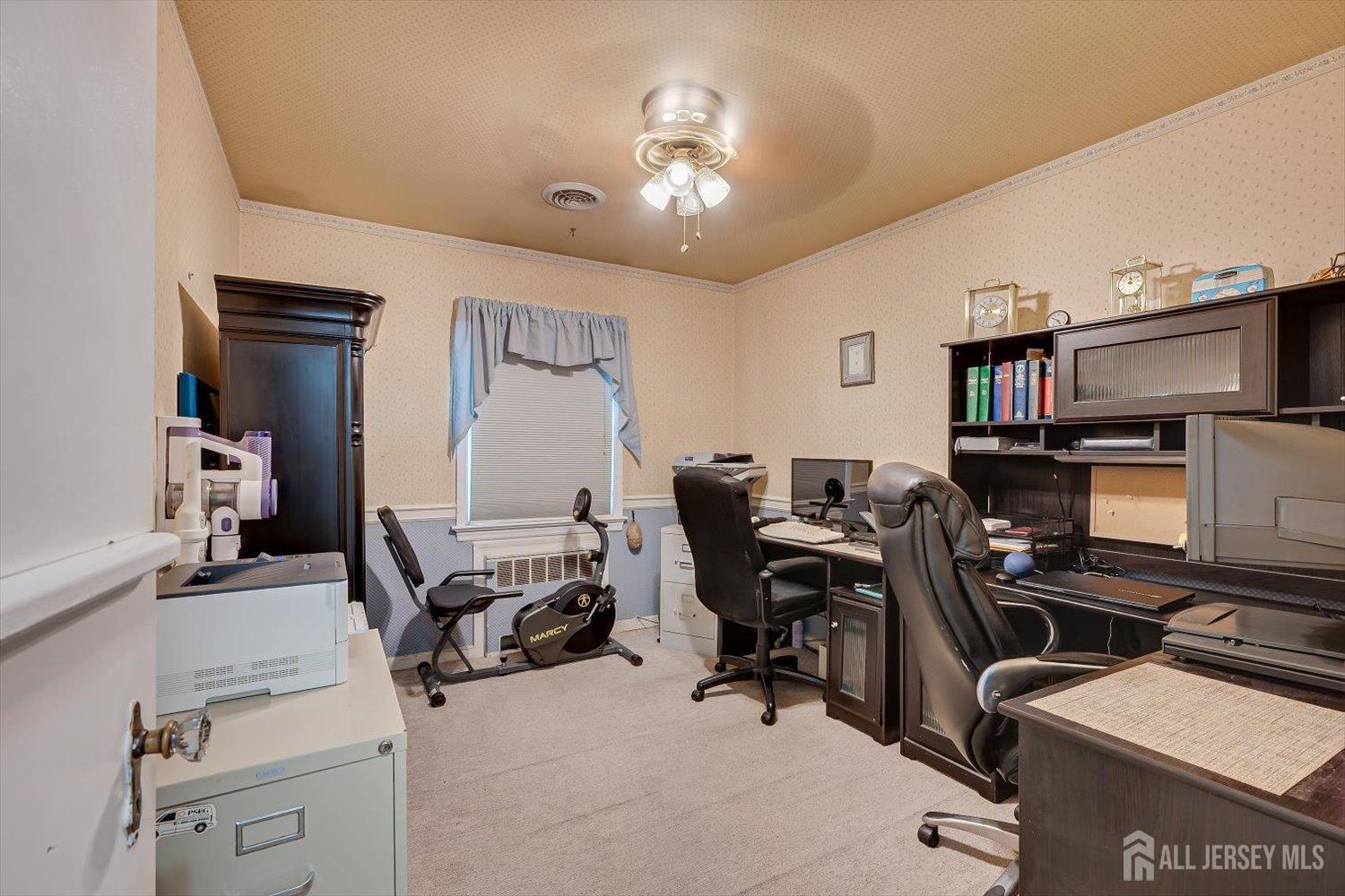 669 Old Post Road Edison NJ 08817
