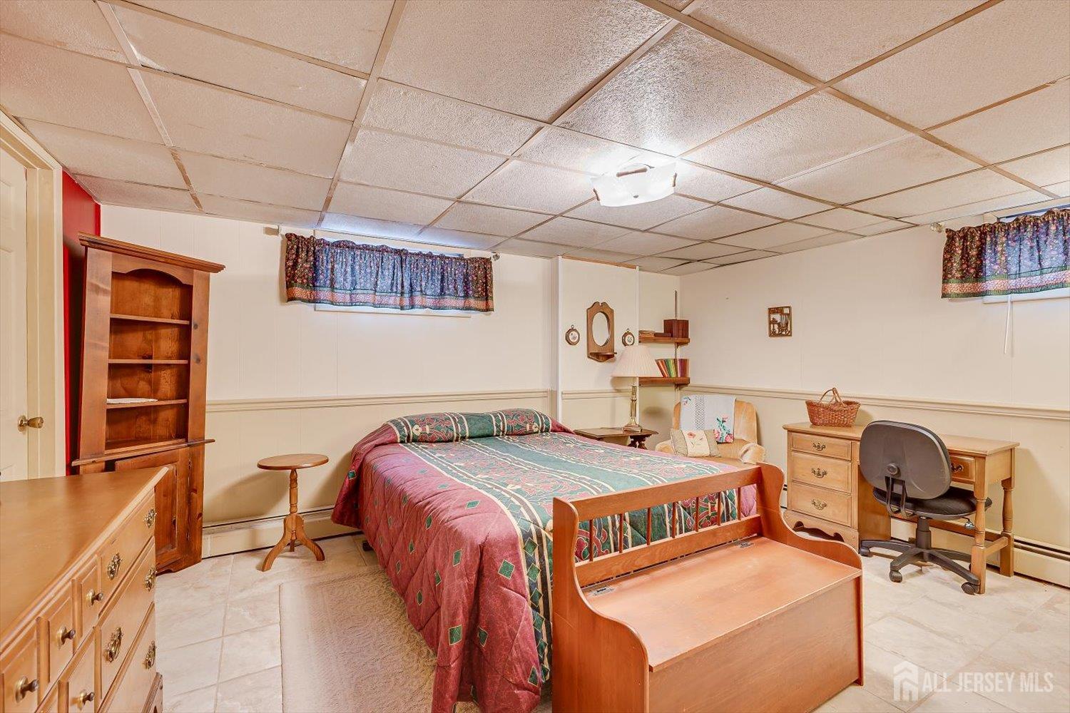 669 Old Post Road Edison NJ 08817