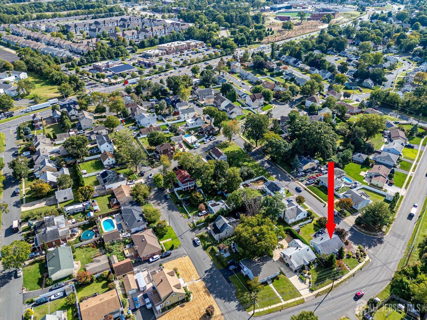 669 Old Post Road Edison NJ 08817