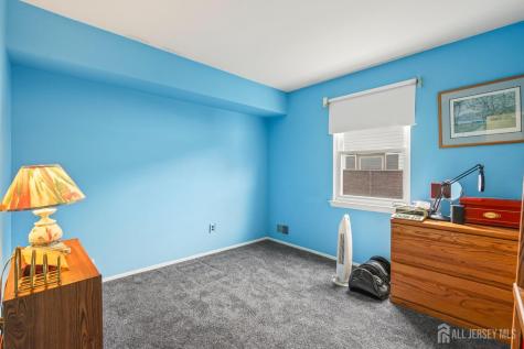 41 Rodak Circle Edison NJ 08817