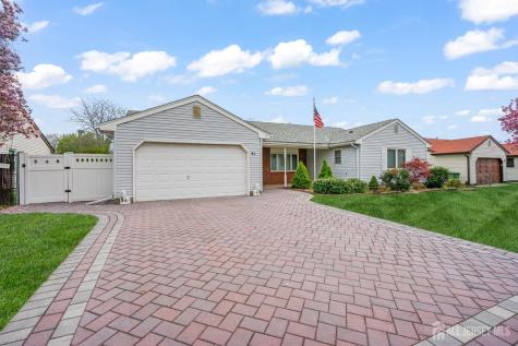 41 Rodak Circle Edison NJ 08817