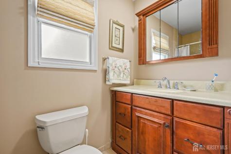 41 Rodak Circle Edison NJ 08817