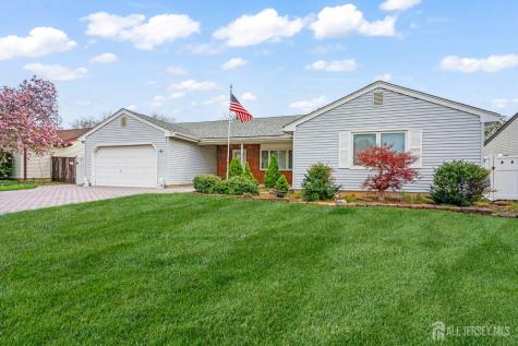 41 Rodak Circle Edison NJ 08817