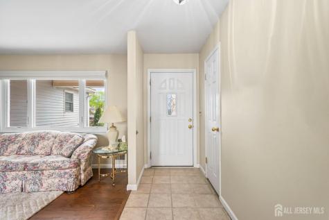 41 Rodak Circle Edison NJ 08817