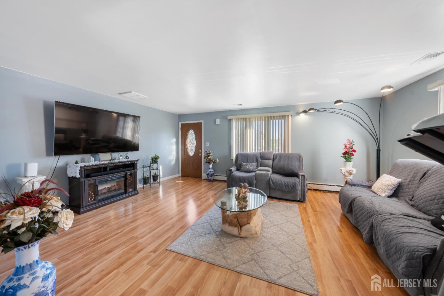 23 Radcliffe Street South River NJ 08882
