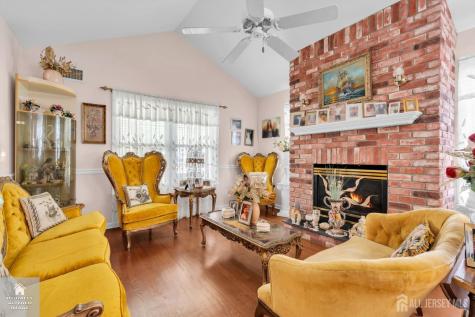 16 Avenue A Avenue Helmetta NJ 08828