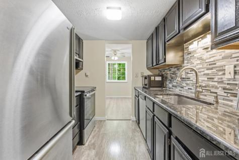 64 Cottonwood Court South Brunswick NJ 08852