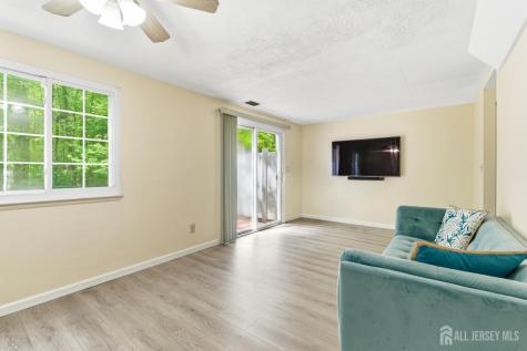 64 Cottonwood Court South Brunswick NJ 08852