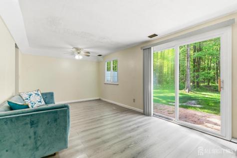 64 Cottonwood Court South Brunswick NJ 08852