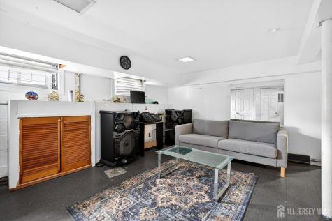 280 Nesbit Terrace Irvington NJ 07111