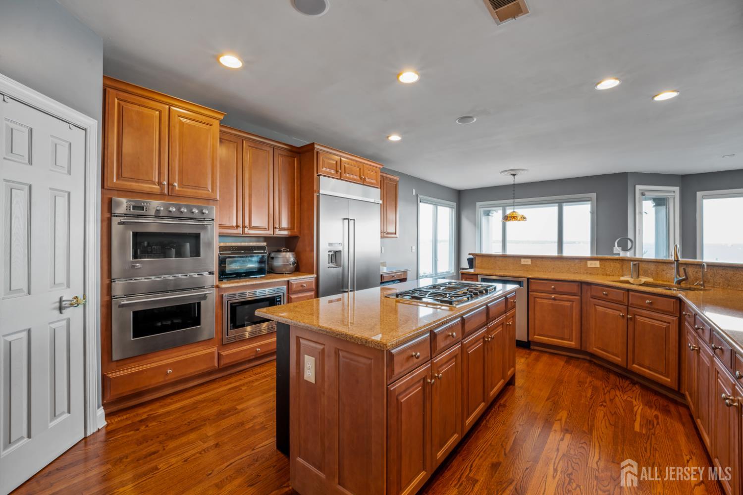 23 Lighthouse Drive South Amboy NJ 08879