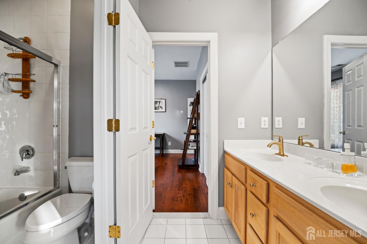 23 Lighthouse Drive South Amboy NJ 08879