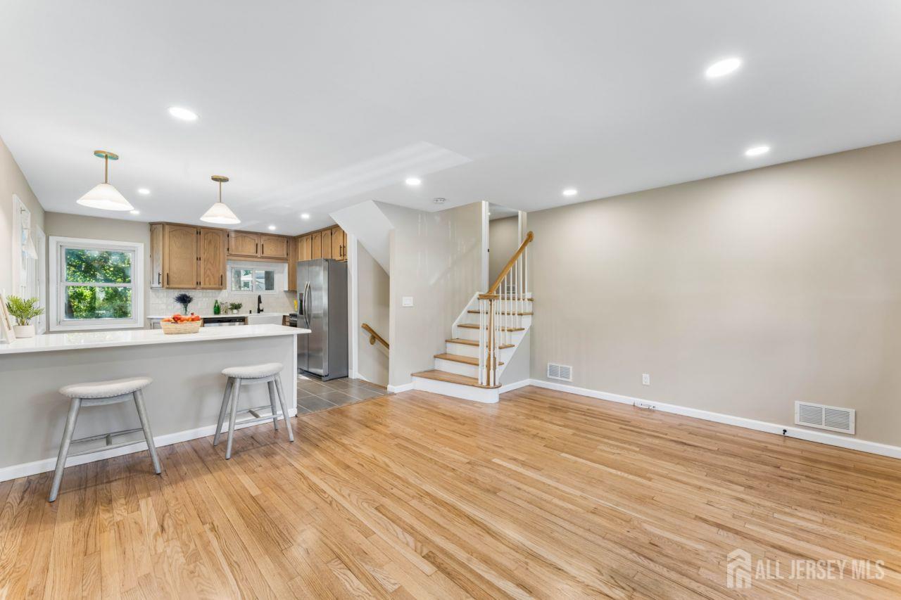 5 Bradford Road East Brunswick NJ 08816