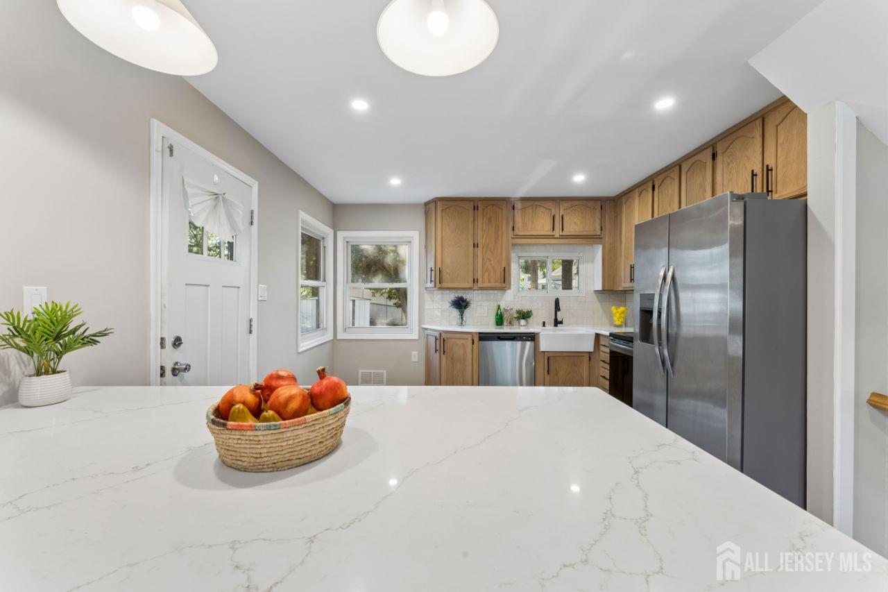 5 Bradford Road East Brunswick NJ 08816