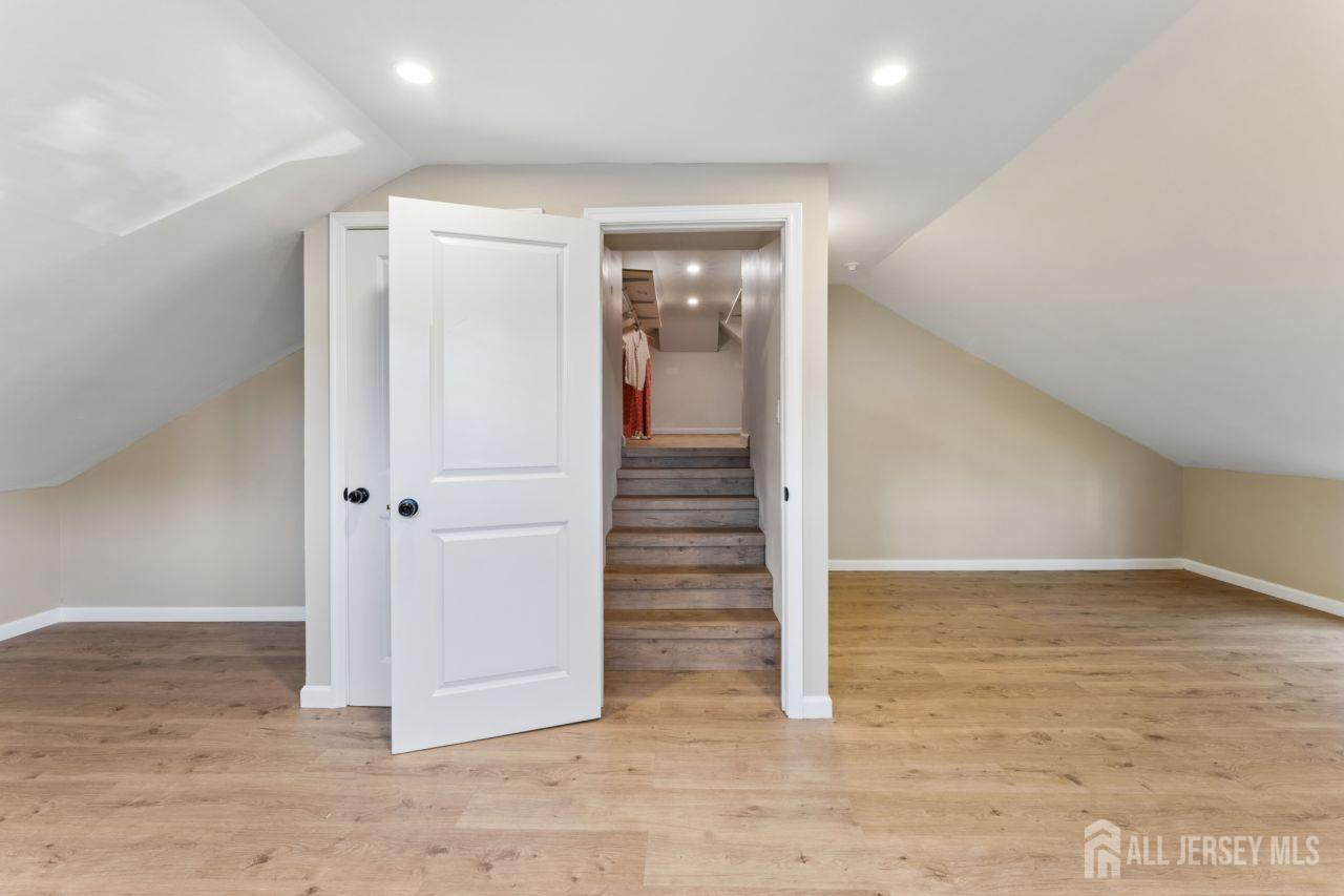 5 Bradford Road East Brunswick NJ 08816