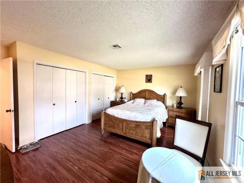 496 Revere Way Monroe NJ 08831