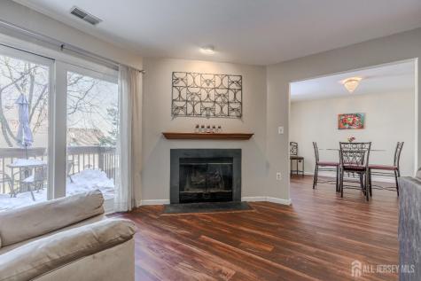 33 Vandeventer Court Sayreville NJ 08872