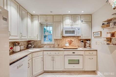 4 Bucknell Drive Hazlet NJ 07730