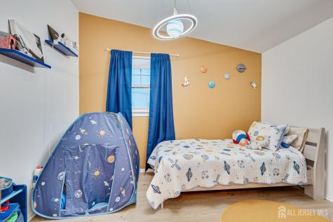 4 Bucknell Drive Hazlet NJ 07730