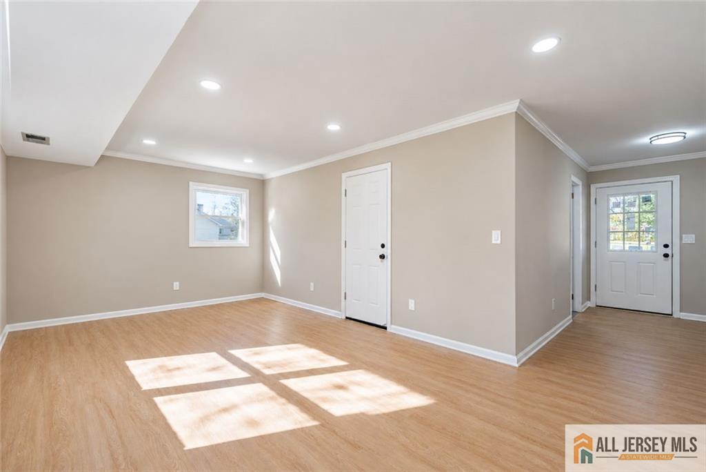 218 Summit Avenue Fords NJ 08863