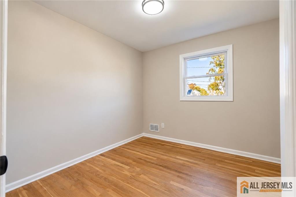 218 Summit Avenue Fords NJ 08863