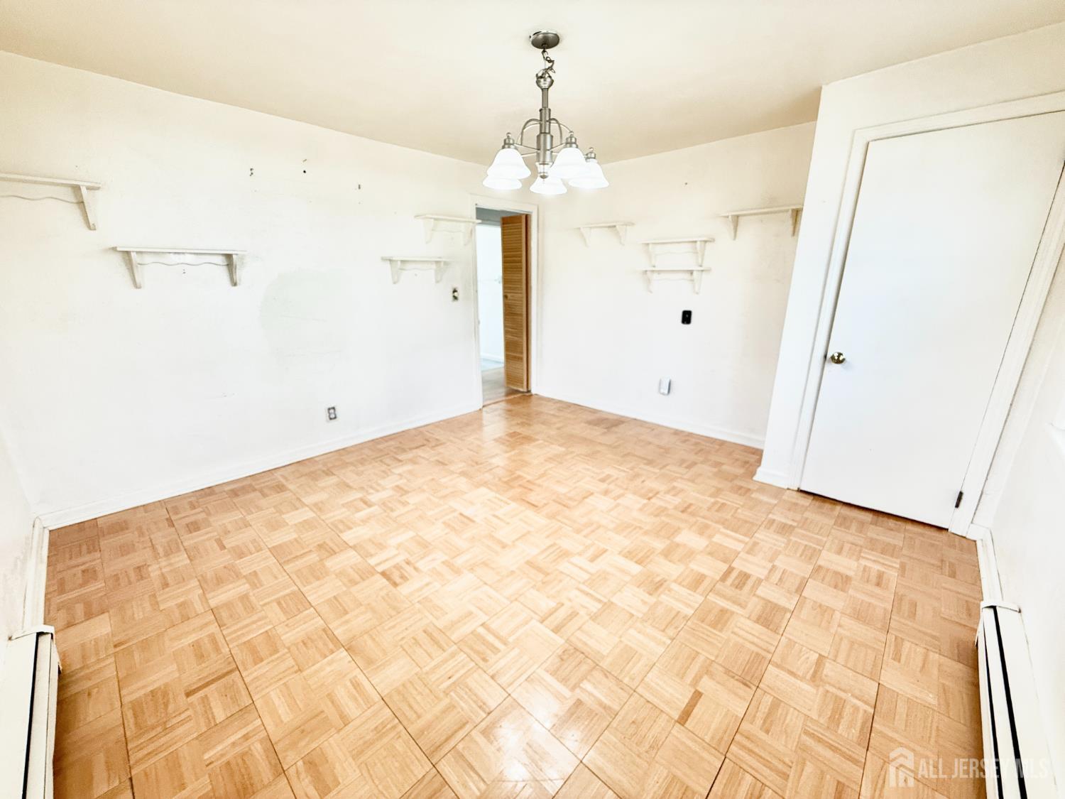 674 Cedar Street Colonia NJ 07067
