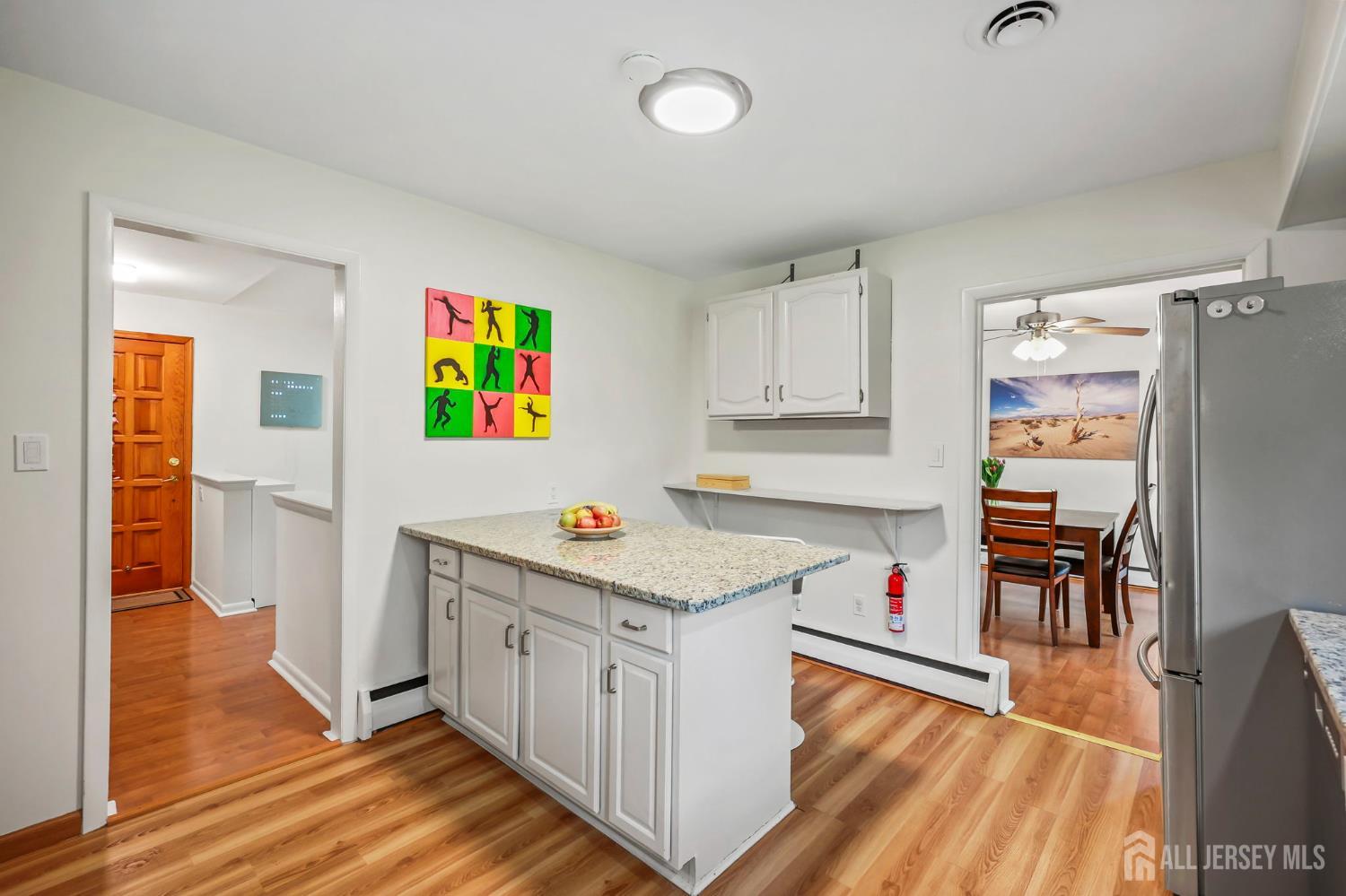 13 SE 13 Glenview Drive West Windsor NJ 08540