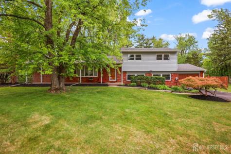 13 SE 13 Glenview Drive West Windsor NJ 08540
