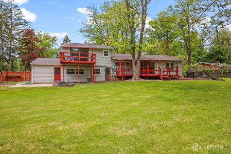 13 SE 13 Glenview Drive West Windsor NJ 08540