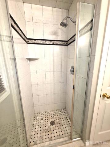 544 Edgeworth Street Middlesex NJ 08846