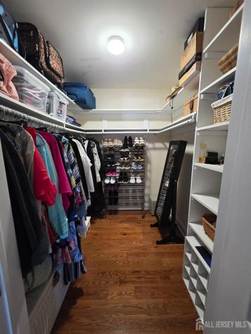544 Edgeworth Street Middlesex NJ 08846