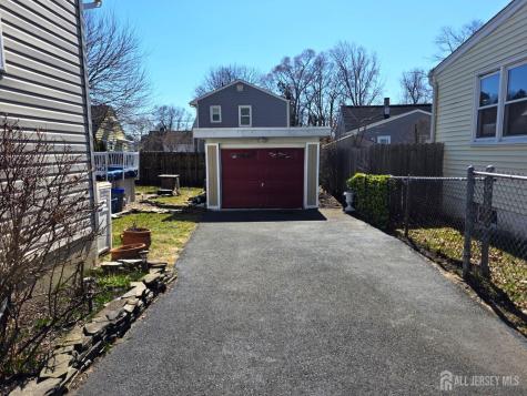 544 Edgeworth Street Middlesex NJ 08846