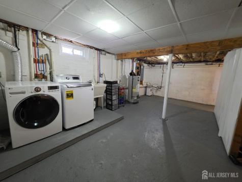 544 Edgeworth Street Middlesex NJ 08846