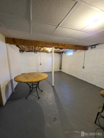 544 Edgeworth Street Middlesex NJ 08846