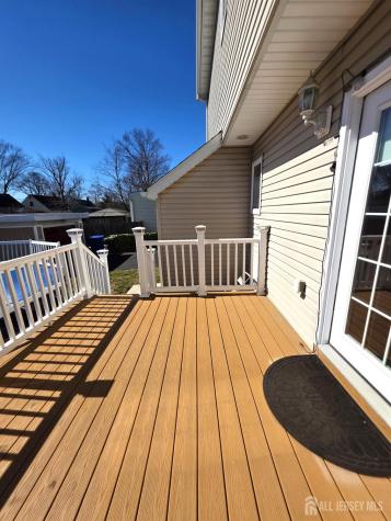 544 Edgeworth Street Middlesex NJ 08846