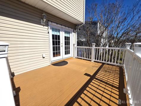 544 Edgeworth Street Middlesex NJ 08846